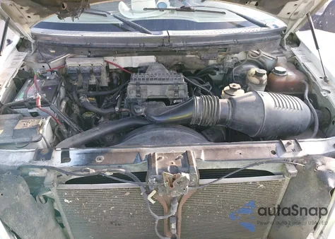 2004 Ford F-150 Lariat/Xlt z USA, uszkodzony, nr VIN 1FTPW12554KB91582